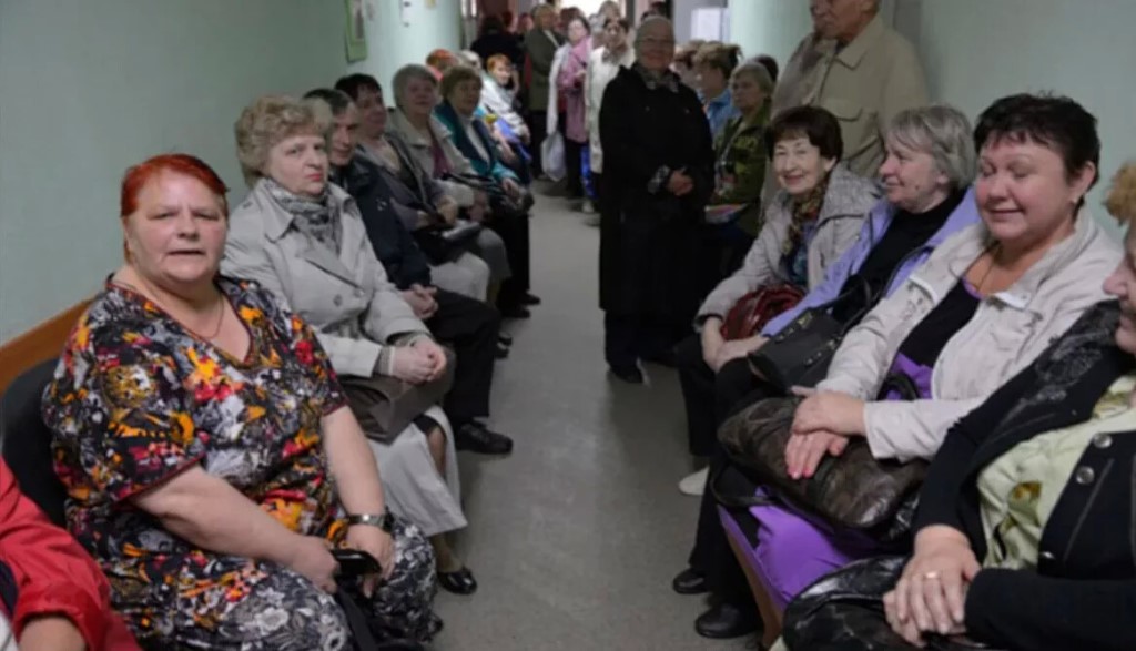 С 1 августа пенсионеров ждут в отделениях соцзащиты