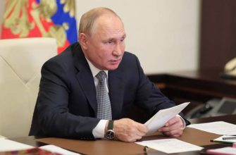 Президент России распорядился перевести на удаленную работу работников от 60 и старше