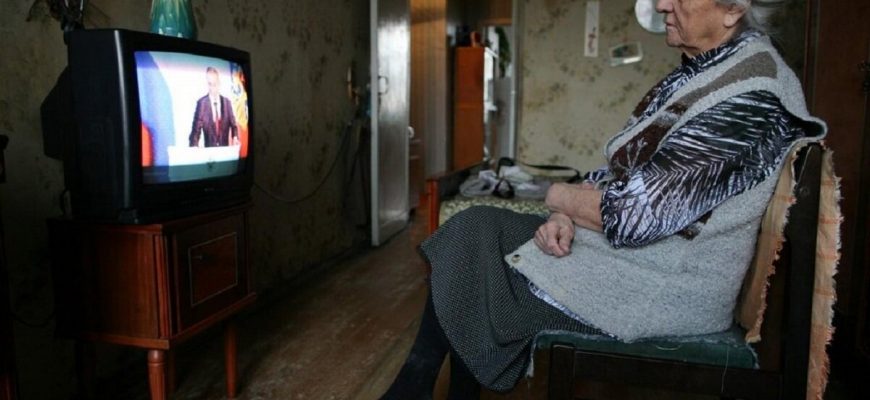 Красноярский край продлил период самоизоляции для непривитых пенсионеров
