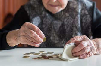 Какие доплаты доступны пенсионерам в России?